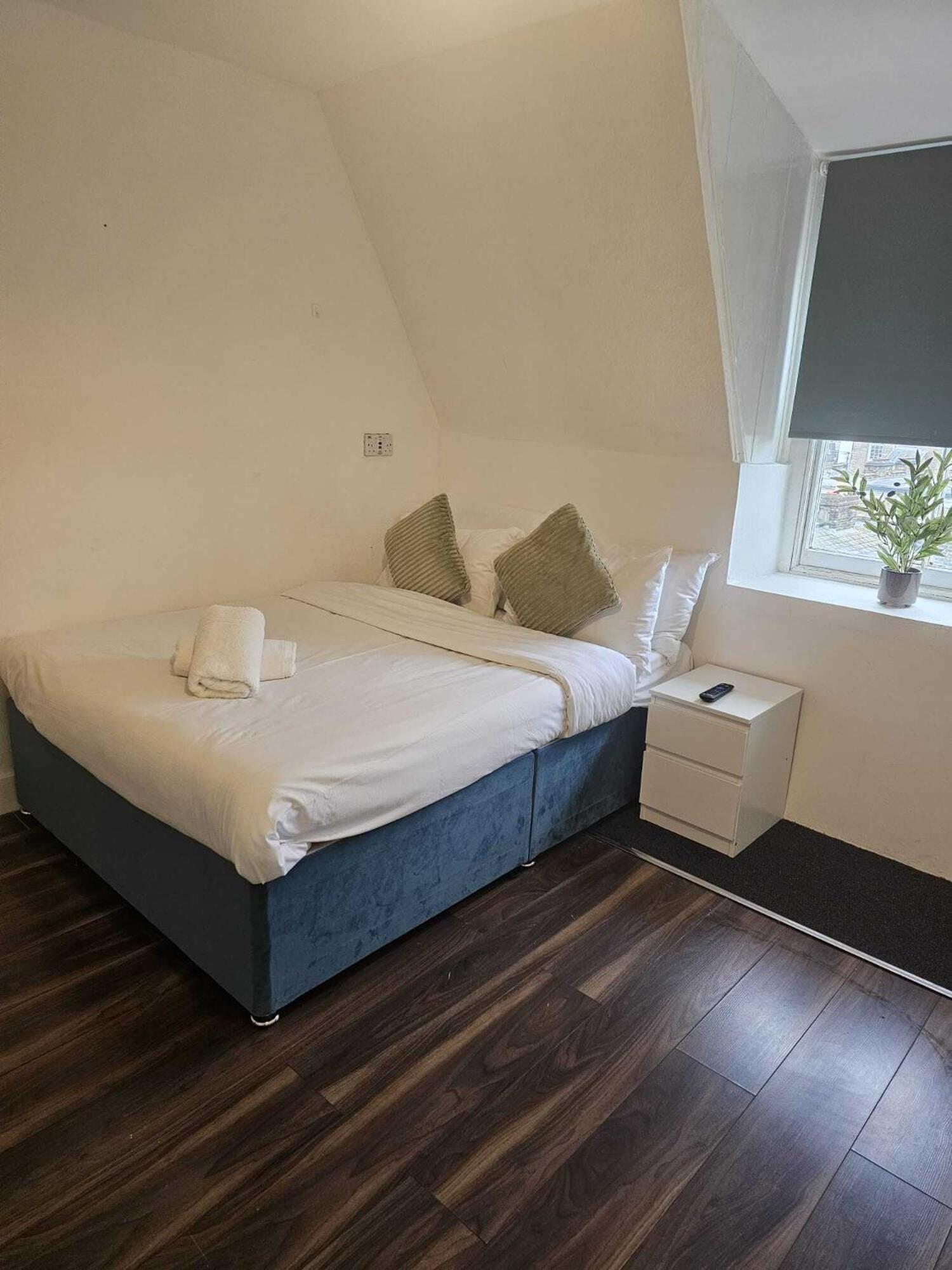 The Chapter- Knightsbridge Suites Londen Kamer foto