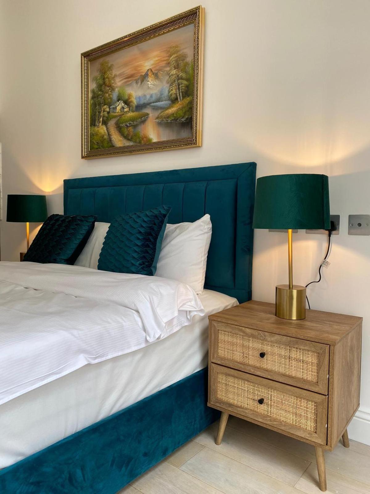 The Chapter- Knightsbridge Suites Londen Buitenkant foto