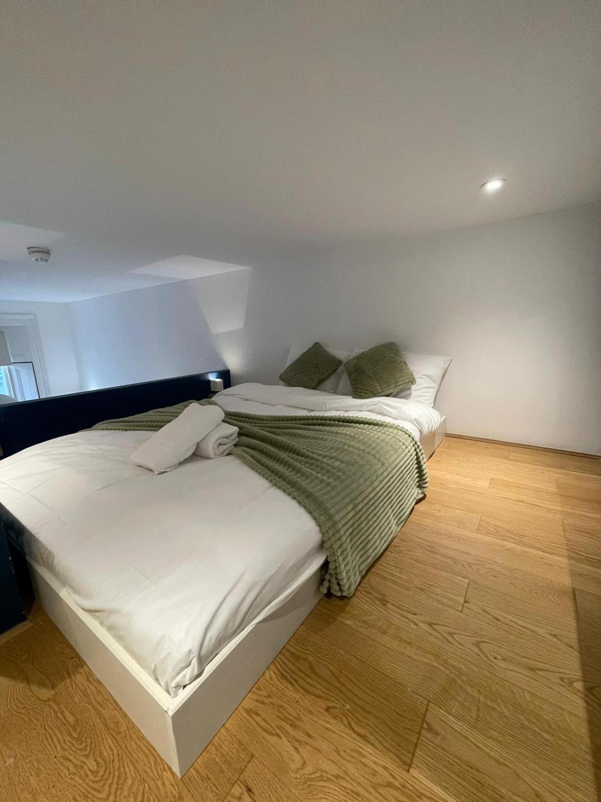 The Chapter- Knightsbridge Suites Londen Buitenkant foto