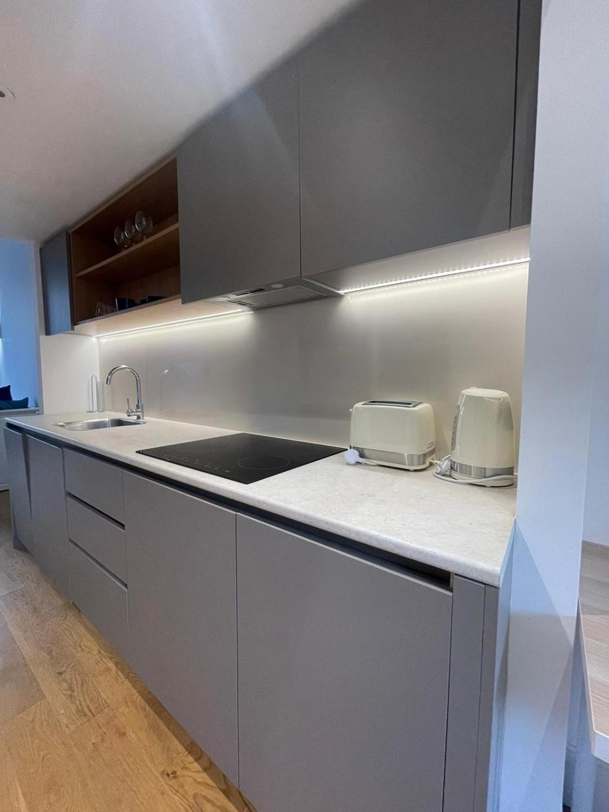The Chapter- Knightsbridge Suites Londen Buitenkant foto