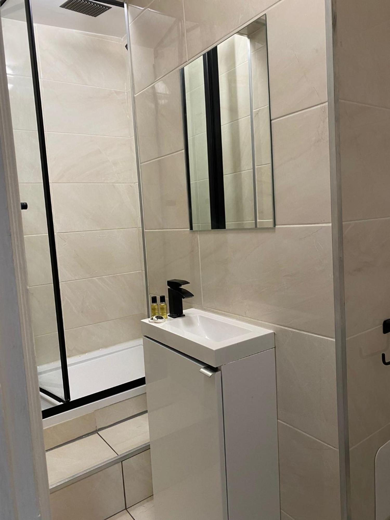 The Chapter- Knightsbridge Suites Londen Buitenkant foto