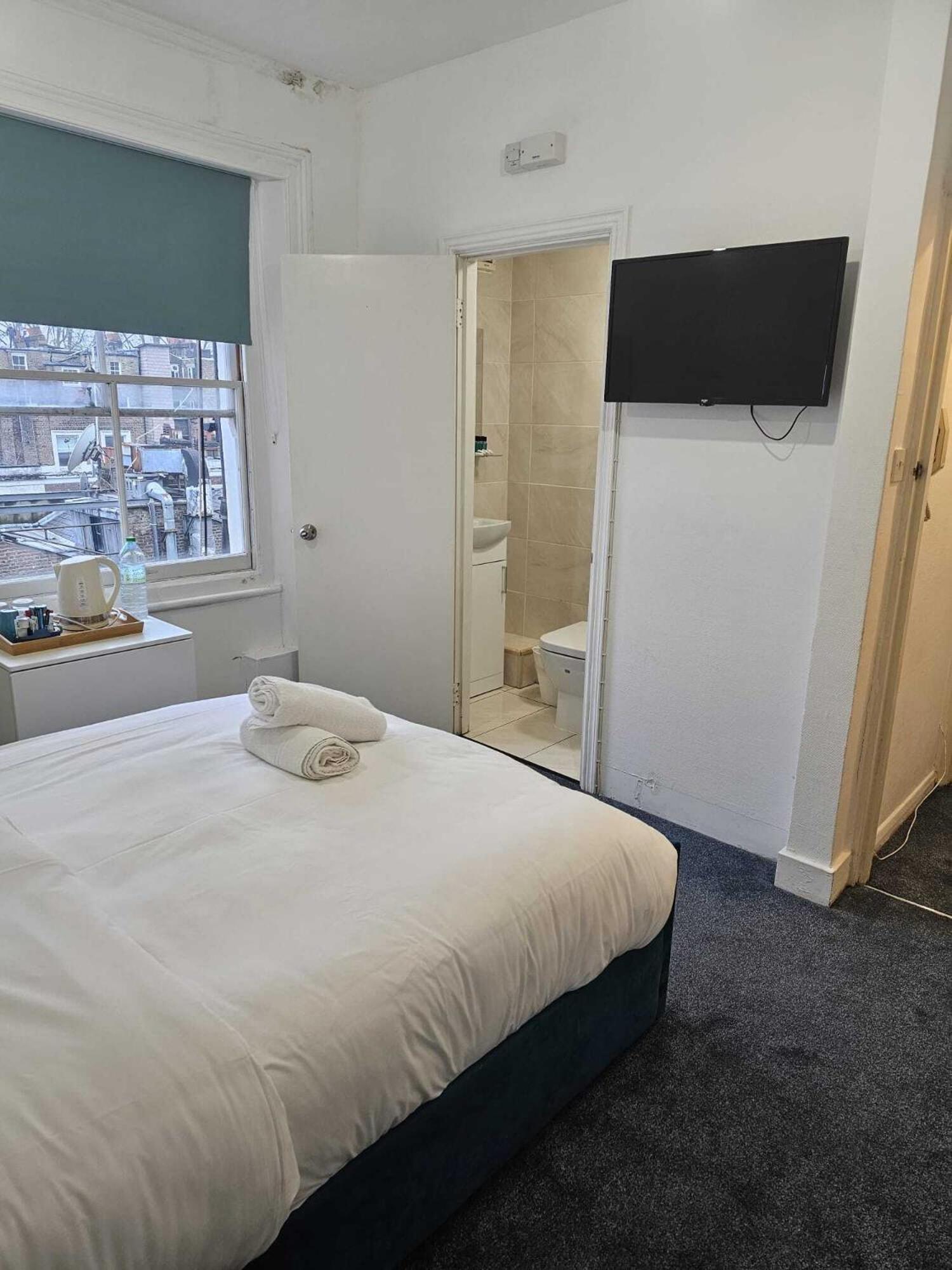 The Chapter- Knightsbridge Suites Londen Kamer foto